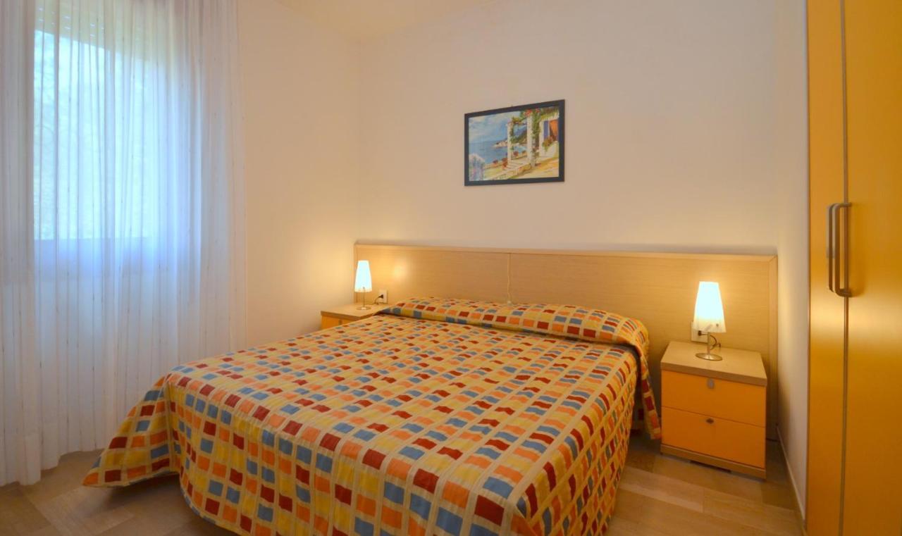 Appartamenti Angela E Pordenone Бибионе Екстериор снимка