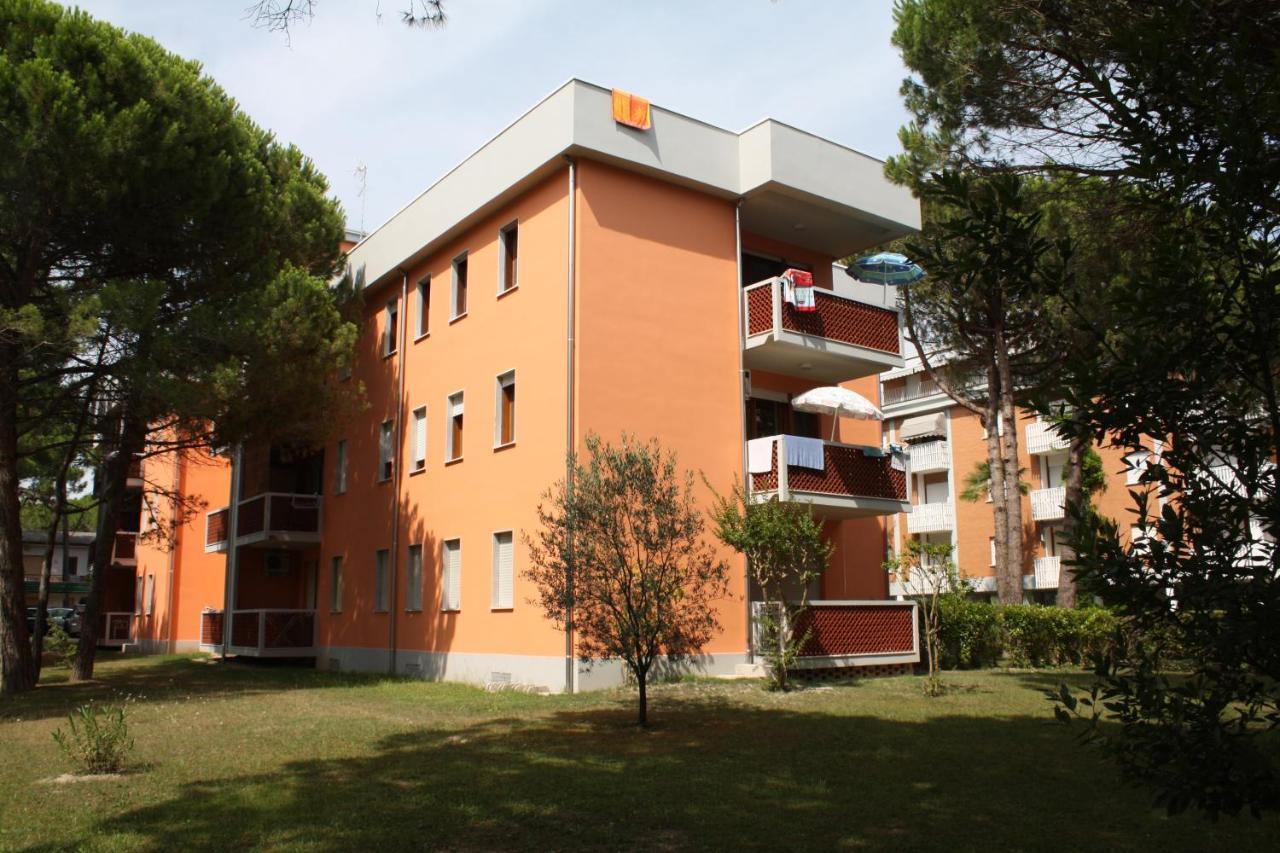 Appartamenti Angela E Pordenone Бибионе Екстериор снимка