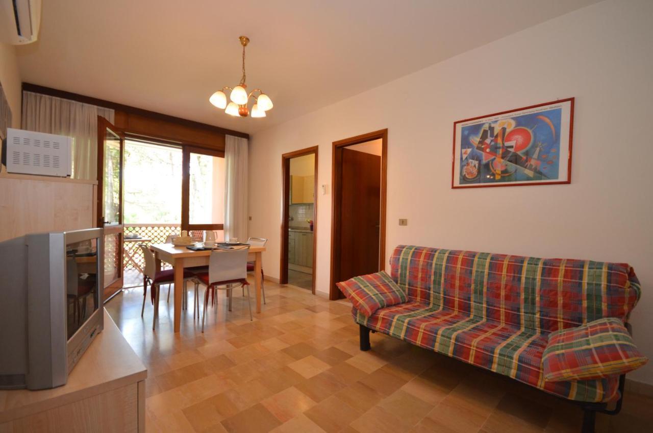 Appartamenti Angela E Pordenone Бибионе Екстериор снимка