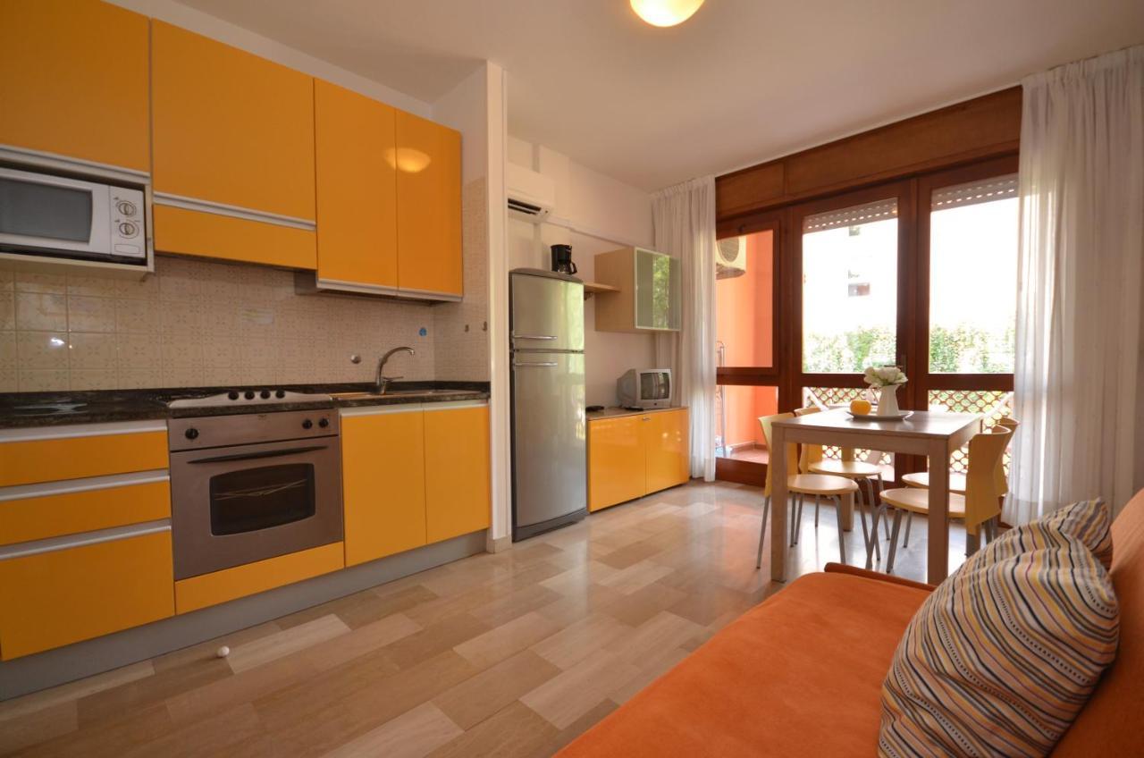 Appartamenti Angela E Pordenone Бибионе Екстериор снимка
